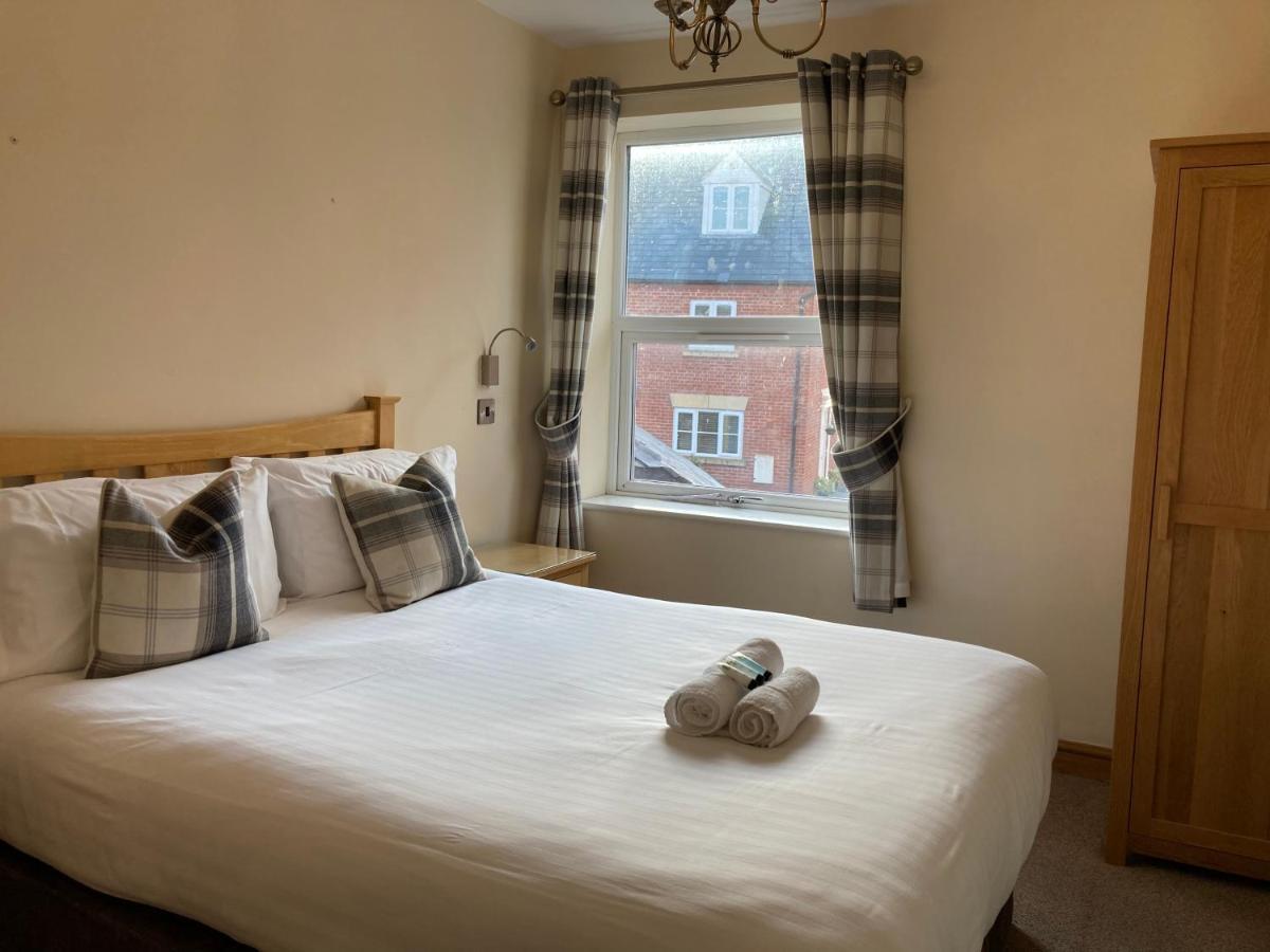 Pepper Street Rooms Whitchurch  Exterior photo