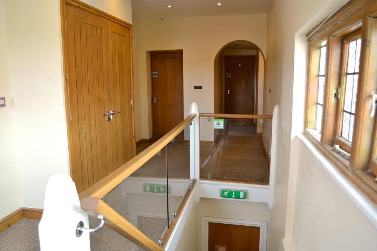 Pepper Street Rooms Whitchurch  Exterior photo